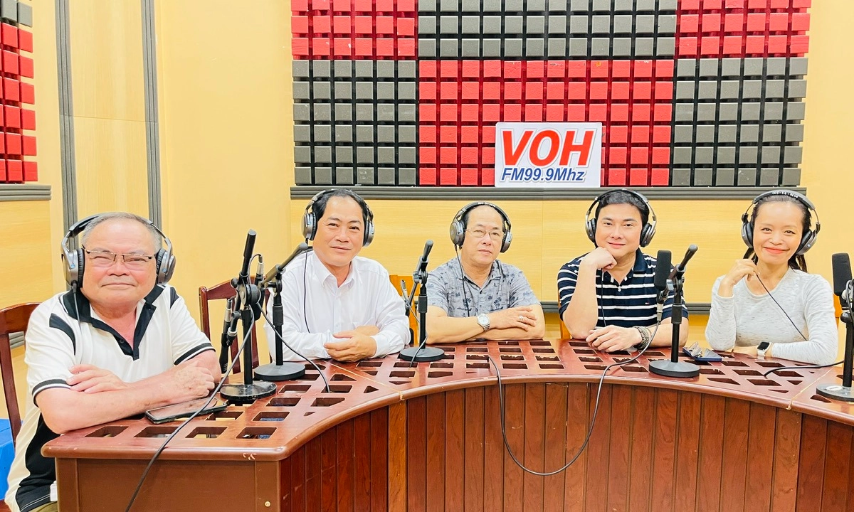 Nghệ sĩ Phùng Ngọc Bảy - Đầu năm thử thách với vai diễn lạ