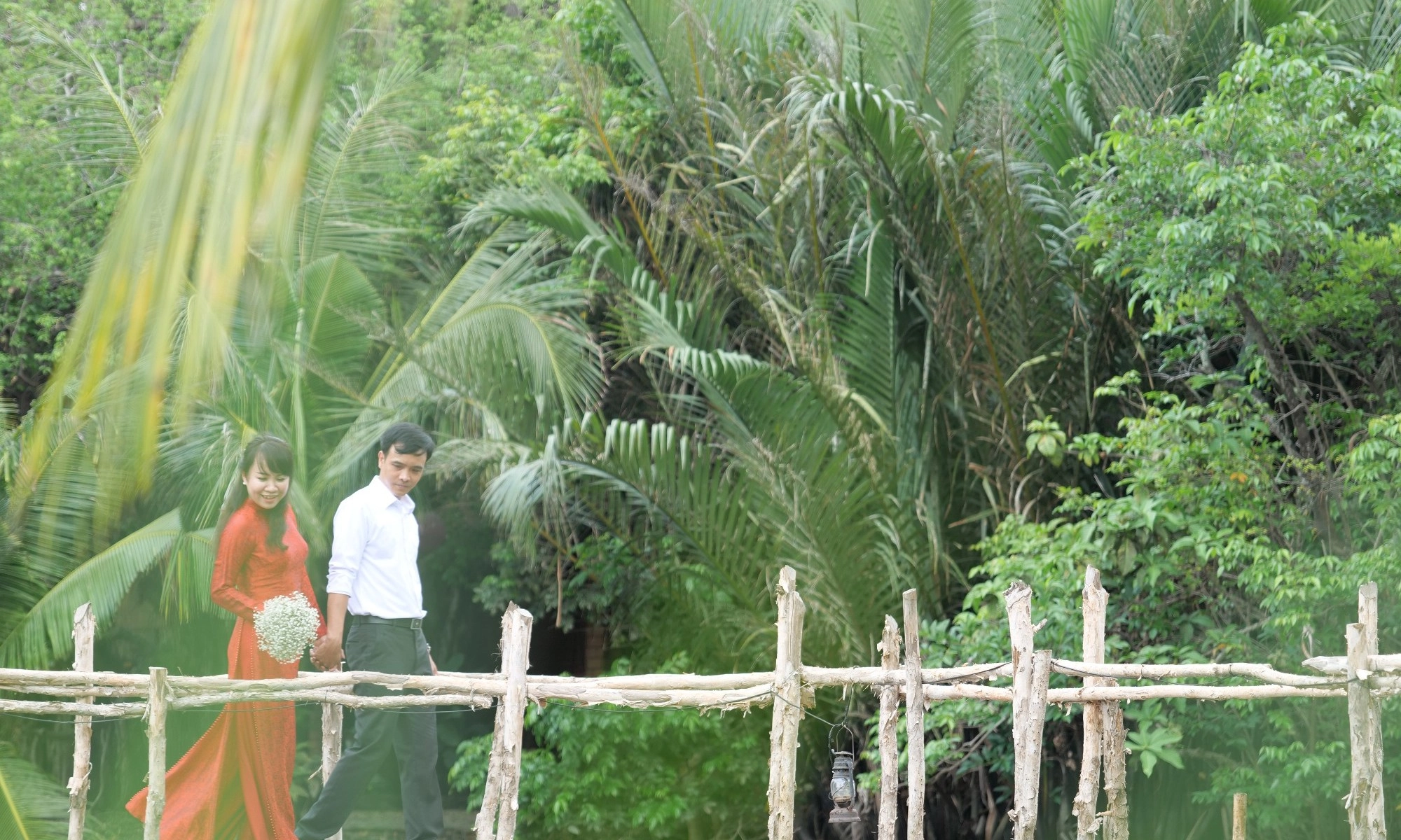 VỢ LÍNH THỜI BÌNH 