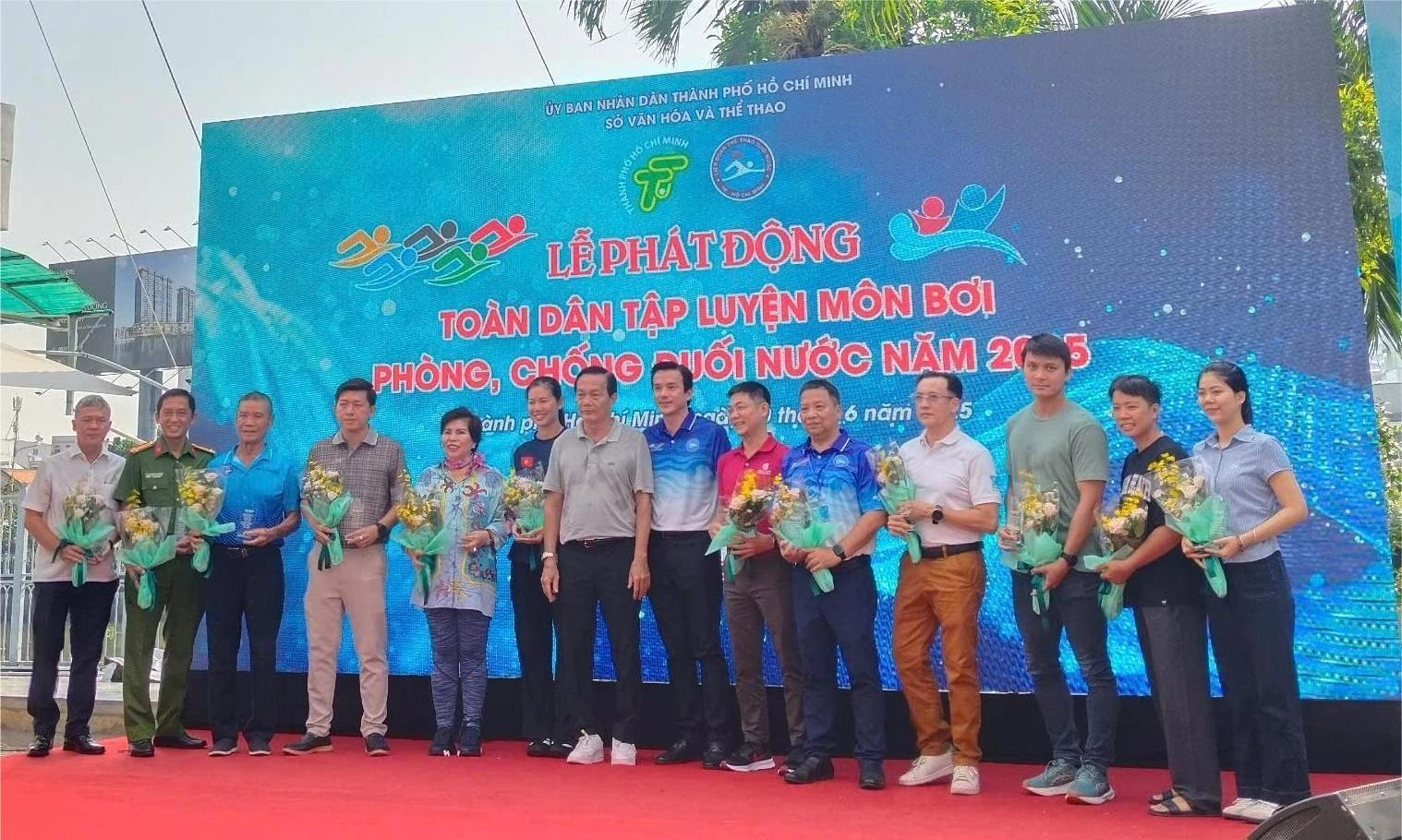 Thành phố Hồ Chí Minh Phát động toàn dân tập luyện môn bơi phòng, chống đuối nước