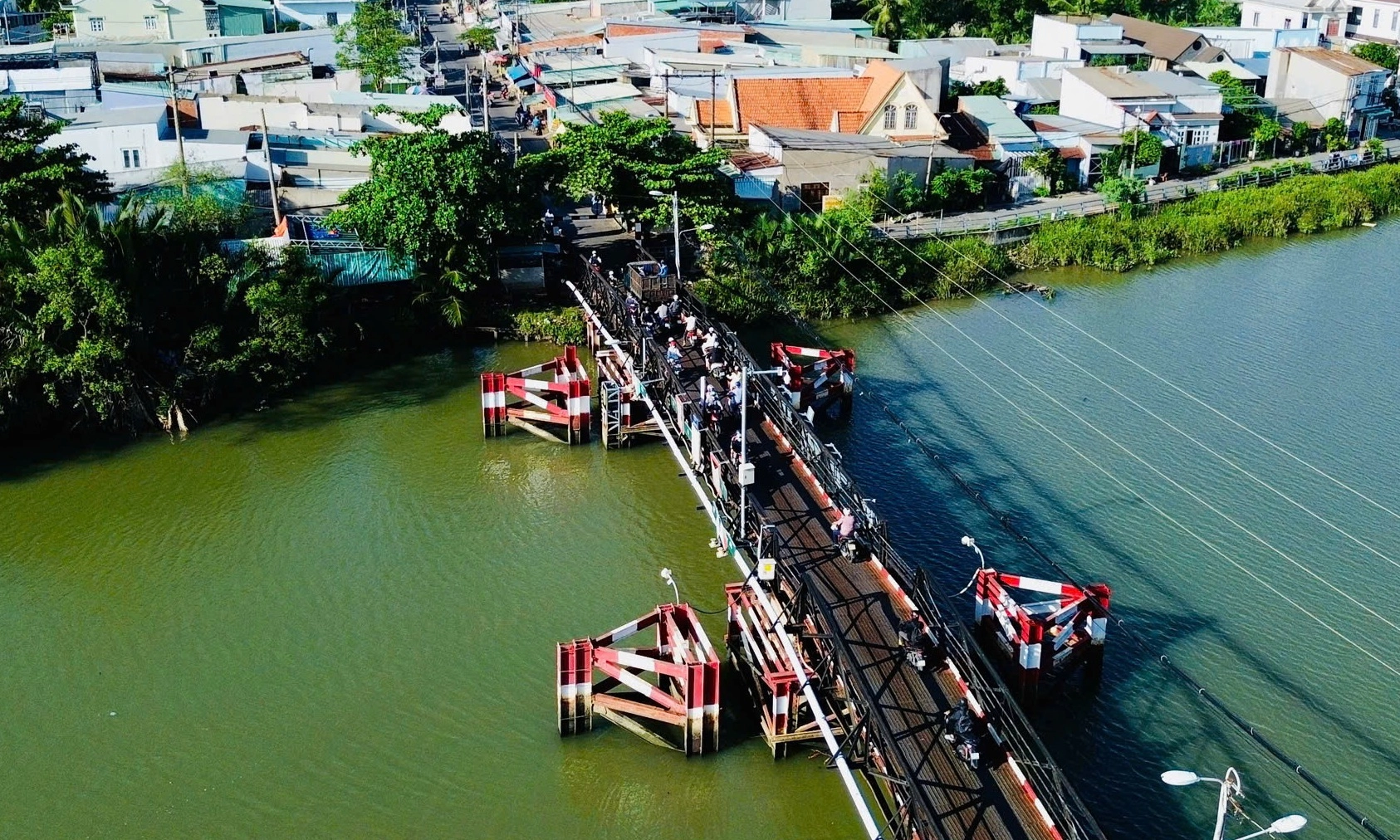Khởi công cầu Rạch Tôm trên đường Lê Văn Lương