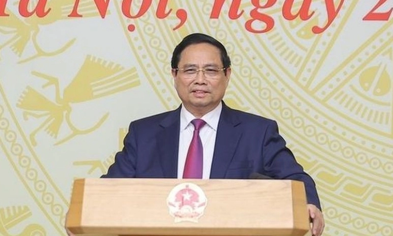 Thủ tướng: Hoàn tất chi trả chế độ cho cán bộ nghỉ việc trước 30/8