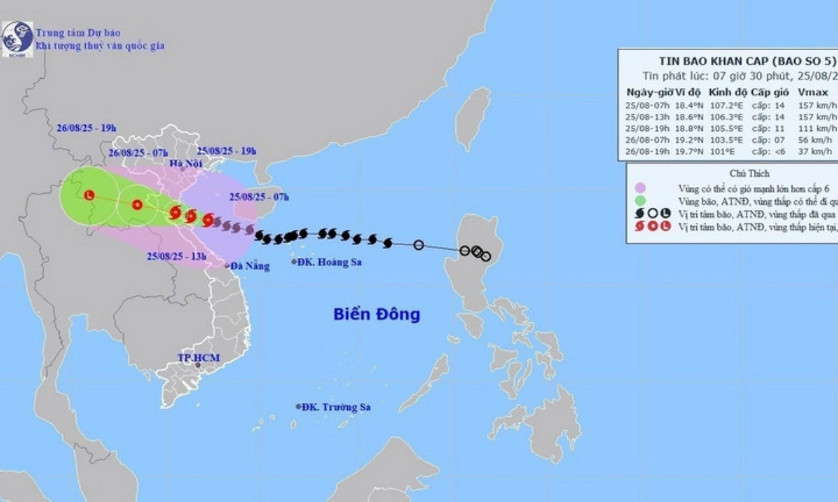 Bão số 5 giật cấp 17, di chuyển nhanh