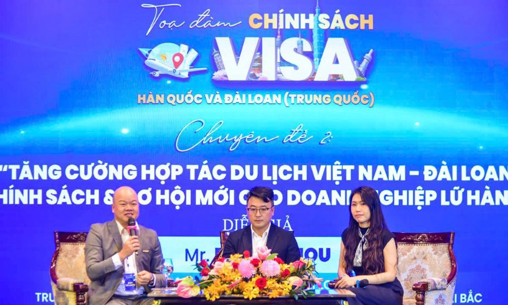 “Lãnh sự đồng hành – Lữ hành bứt phá