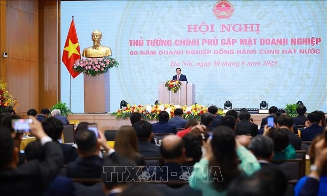 Pham Minh Chinh exhorte les entreprises à innover pour porter la croissance