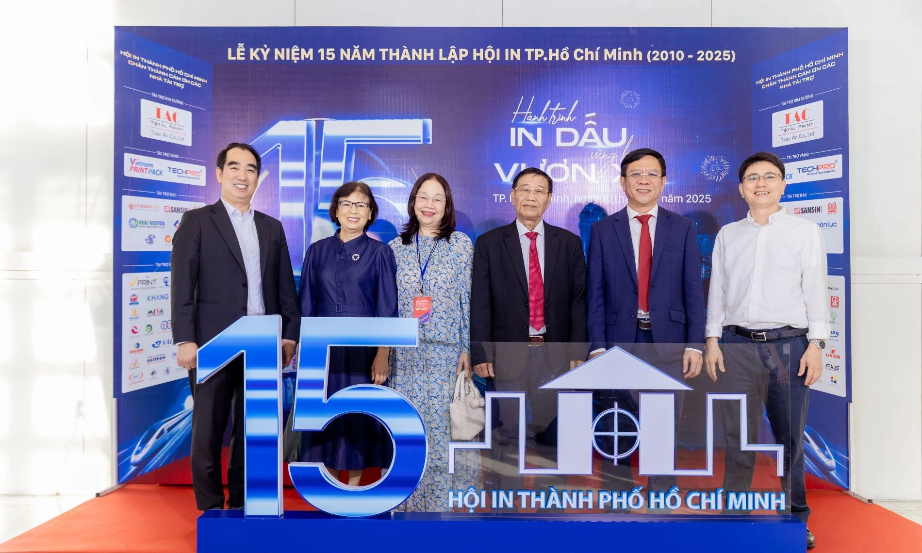 Hội in TPHCM-15 năm Hành trình in dấu-Vững bước vươn xa.