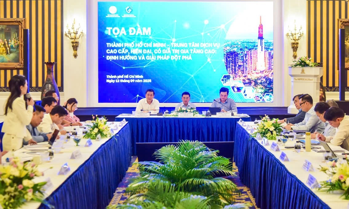 Đề xuất 5 nhóm ngành ưu tiên chiến lược nhằm hình thành hệ sinh thái dịch vụ toàn diện của Thành phố