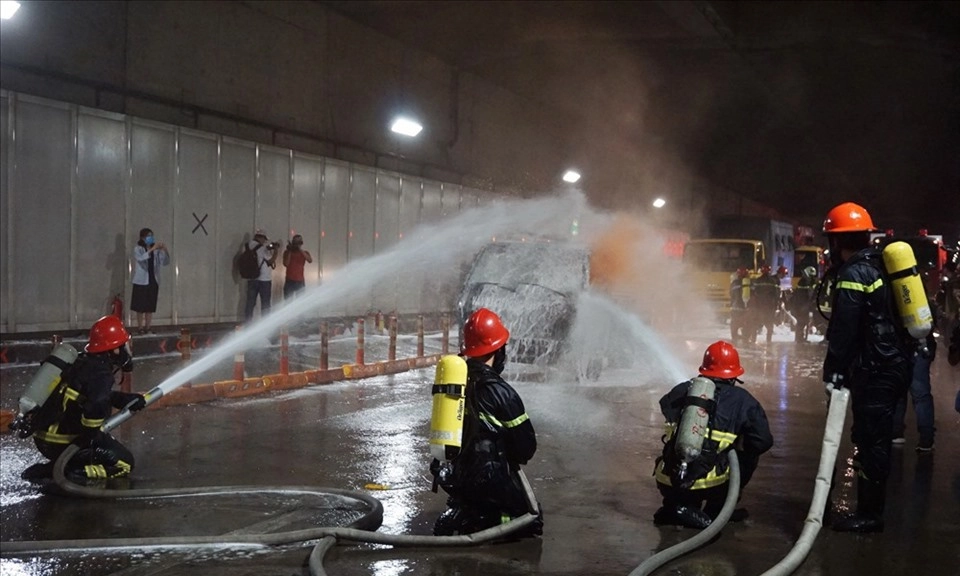 Diễn tập chữa cháy, cứu nạn cứu hộ Đường hầm vượt sông Sài Gòn