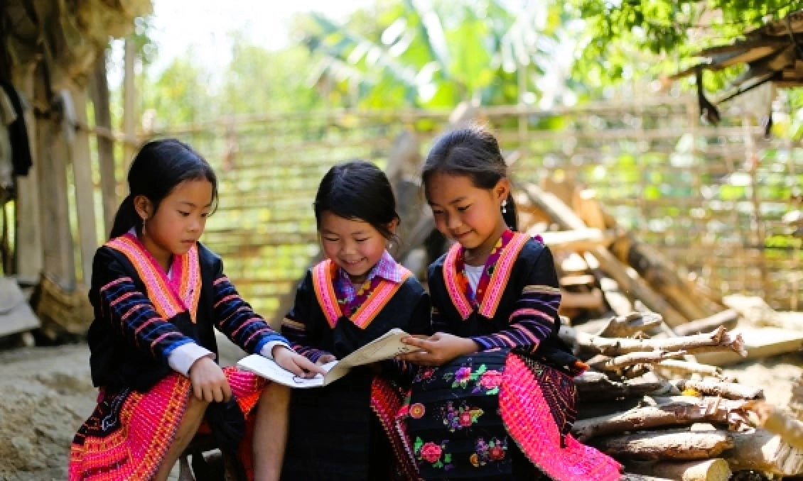 Against distance and poverty: The will to learn in border communities