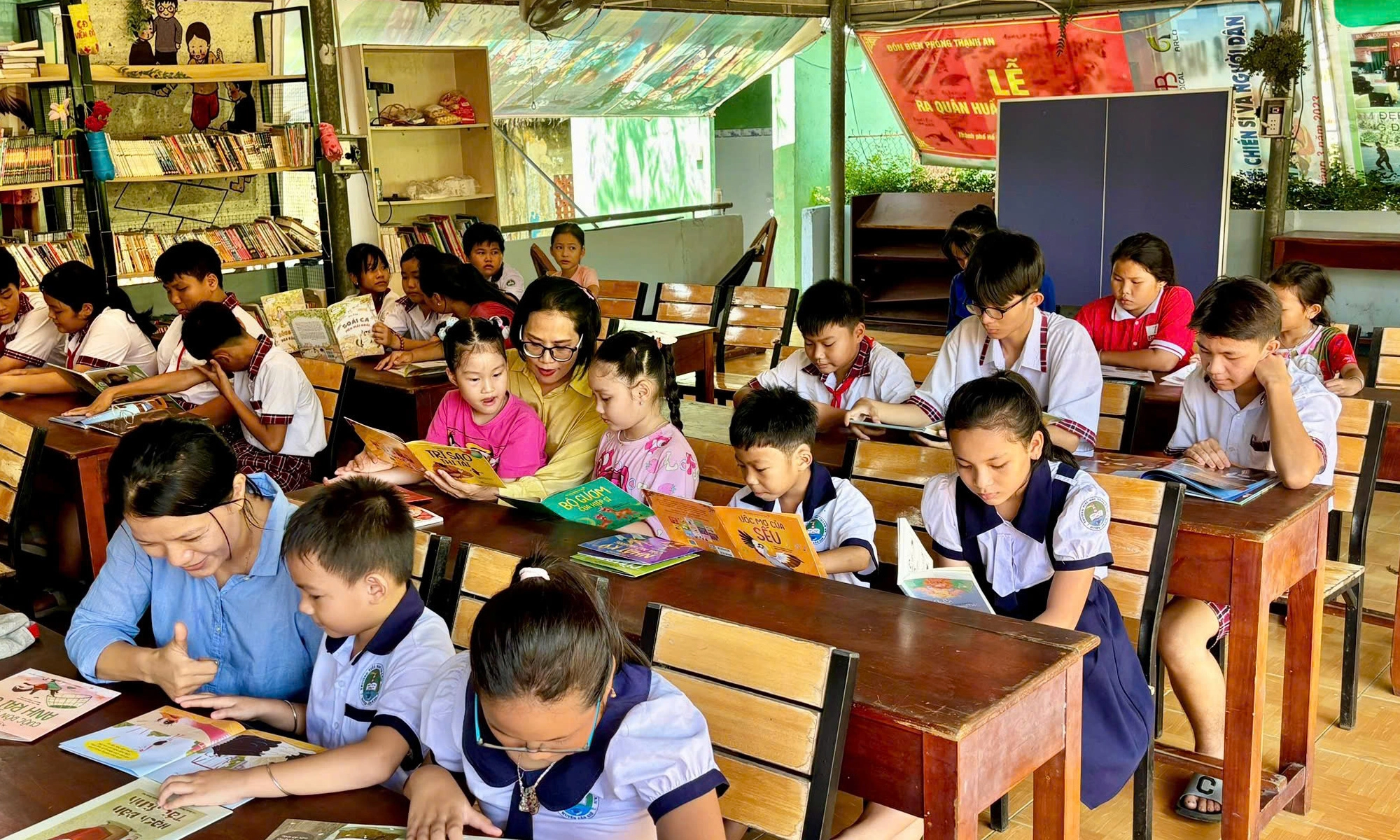 Nâng cao chất lượng phát triển Văn hoá đọc - Vai trò của gia đình và cộng đồng.