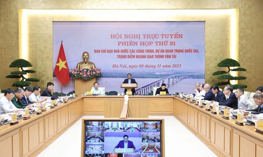 L’autoroute Cao Bang – Cà Mau doit ouvrir à la circulation le 19 décembre, selon le Premier ministre