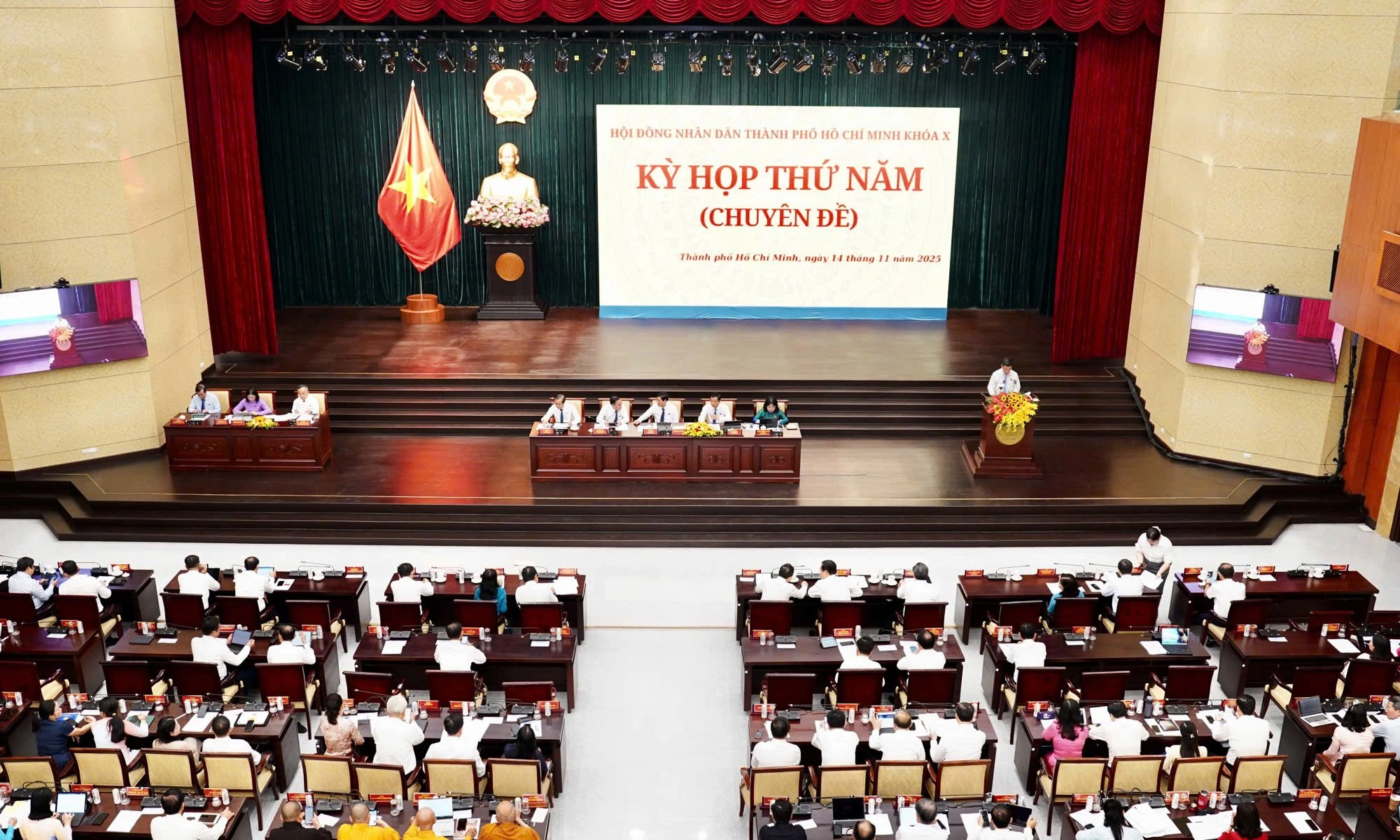 Kỳ họp Thứ V HĐND TPHCM thông qua 43 nghị quyết tạo động lực phát triển