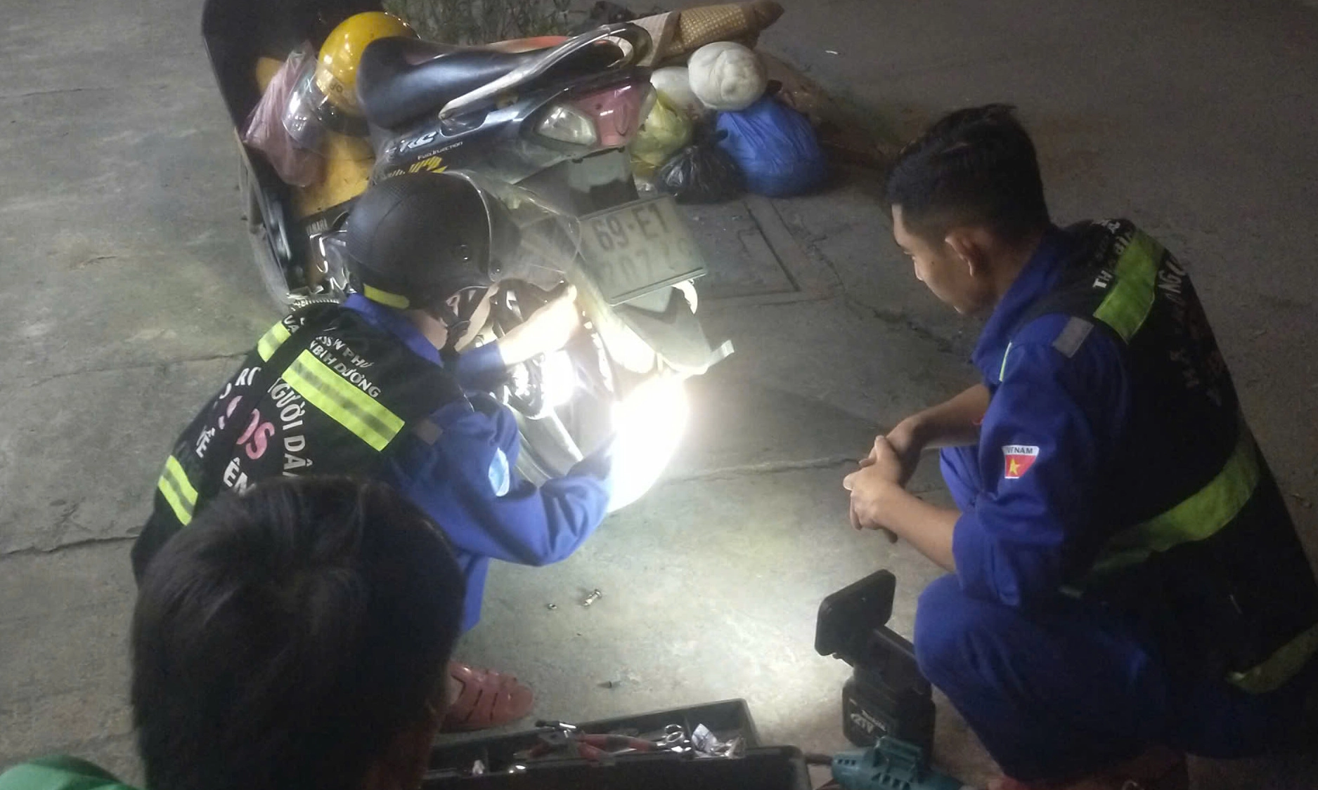 Đội SOS tình nguyện An Phú