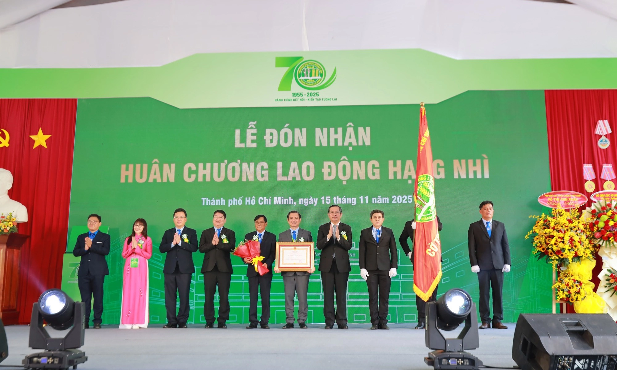 Nhiều hoạt động ý nghĩa hướng về Ngày Nhà giáo Việt Nam 20/11