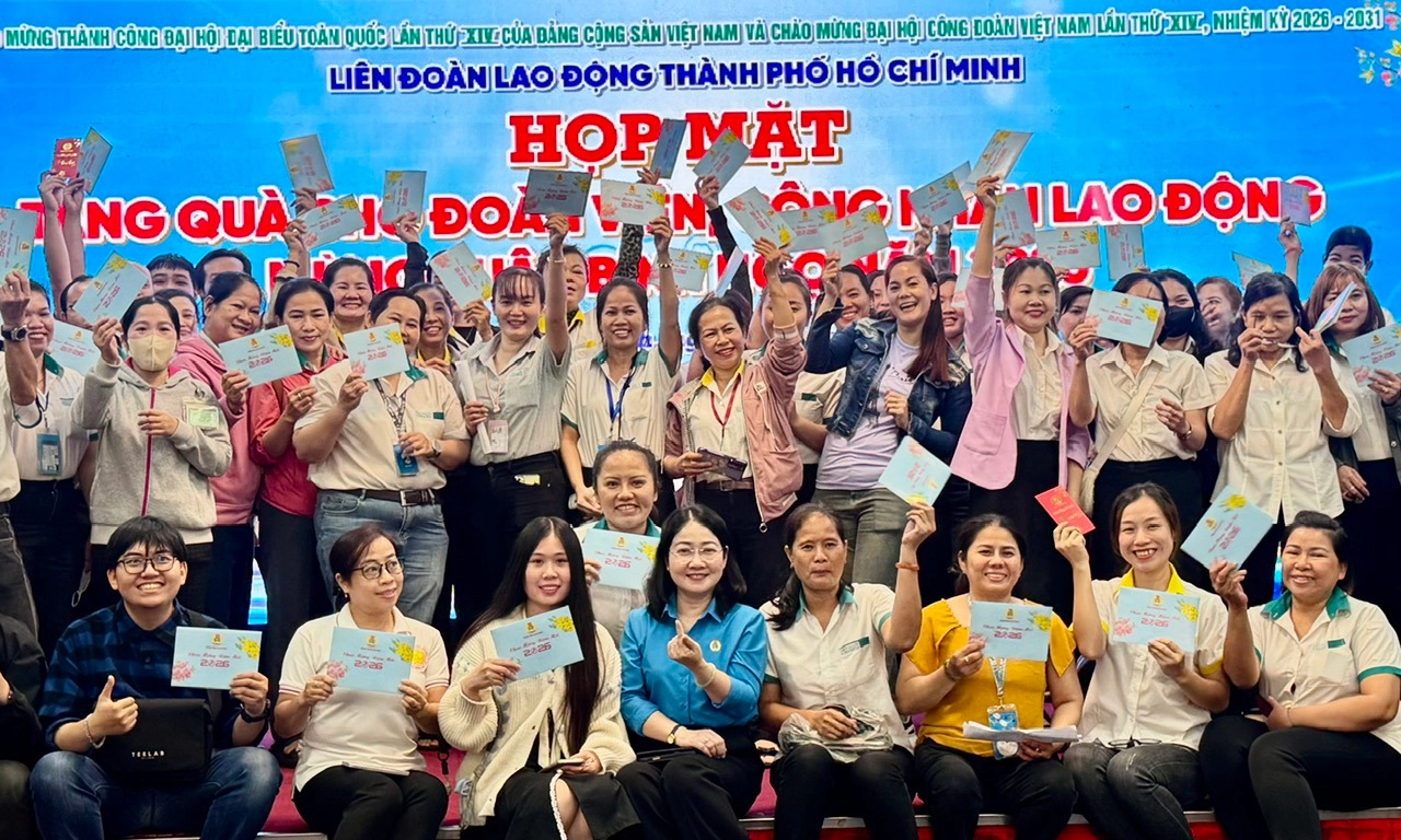 Rộn ràng lo Tết nghĩa tình cho đoàn viên,người lao động.