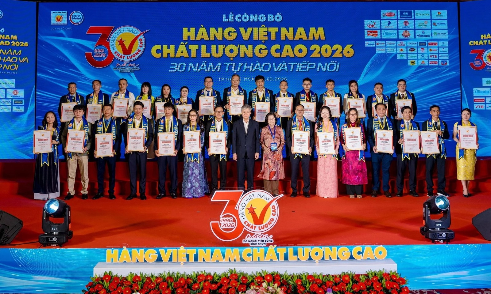 Ba mươi năm Hàng Việt Nam chất lượng cao: Từ lá phiếu người tiêu dùng đến hệ sinh thái niềm tin