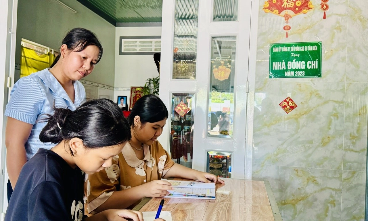 Nhà đồng chí – Nơi nghĩa tình đơm hoa